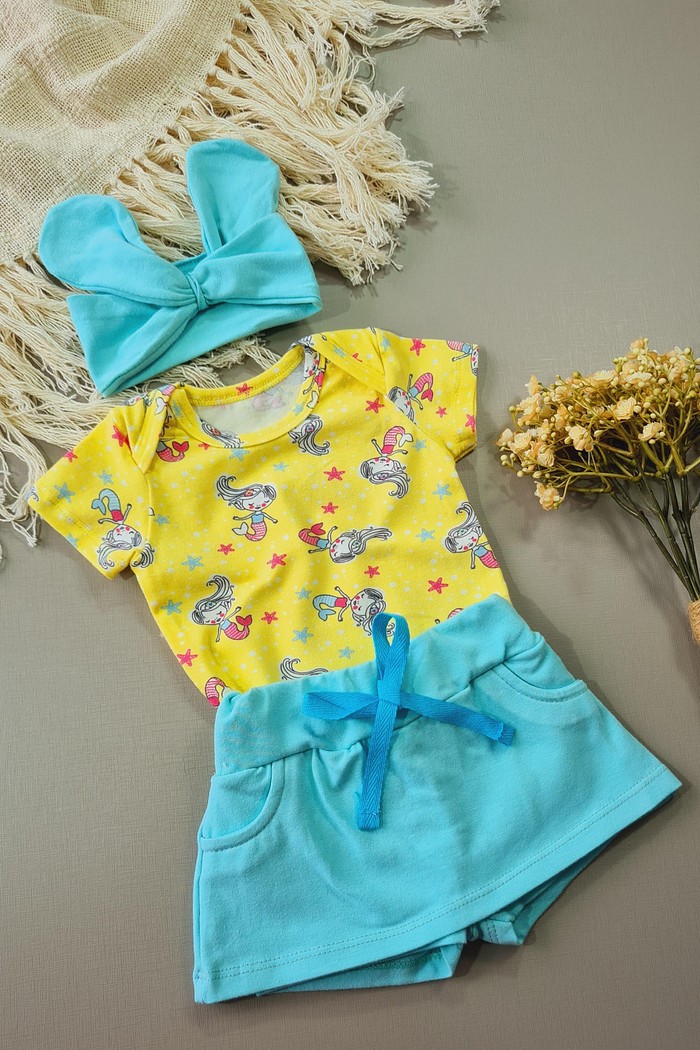 Body MC + Short Saia Turquesa + Laço Turquesa