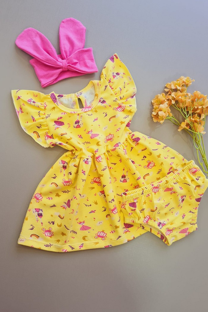 Vestido Armado + Calcinha + Laço Rosa