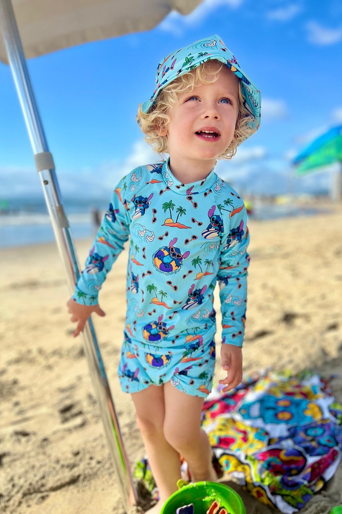 Blusa + Sunga + Chapéu