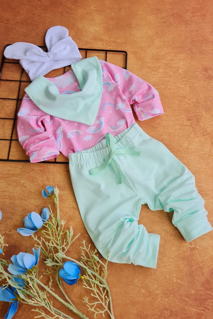 Body ML Estampado+ Calça Verde Agua + Bandana Verde Agua+ Laço Branco