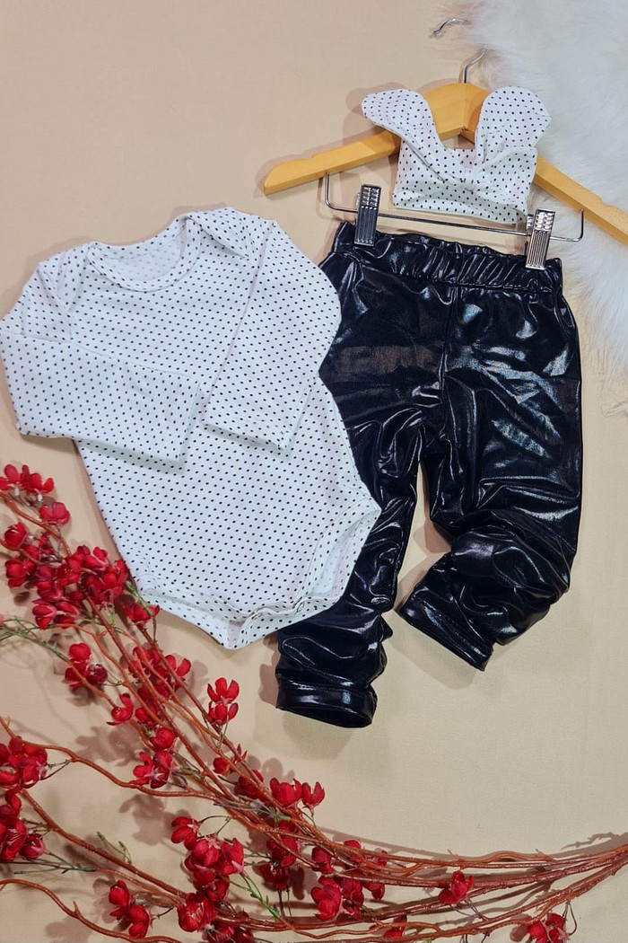 Body ML + Calça Cirre Preta+ Laço