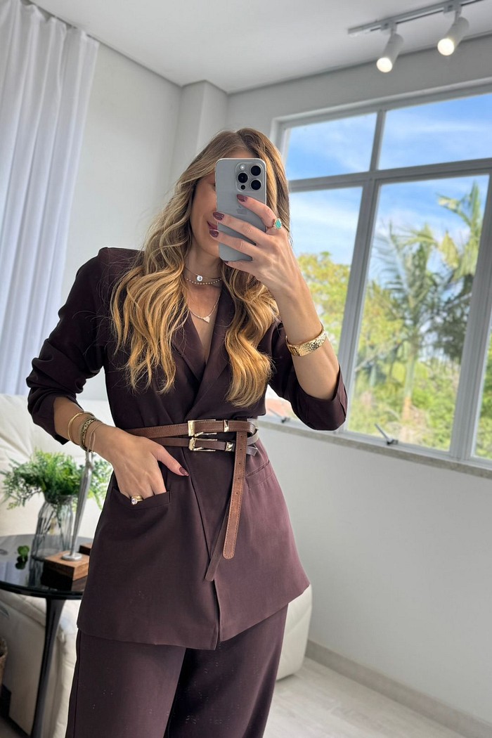 CONJUNTO BLAZER E PANTALONA ANTONIA