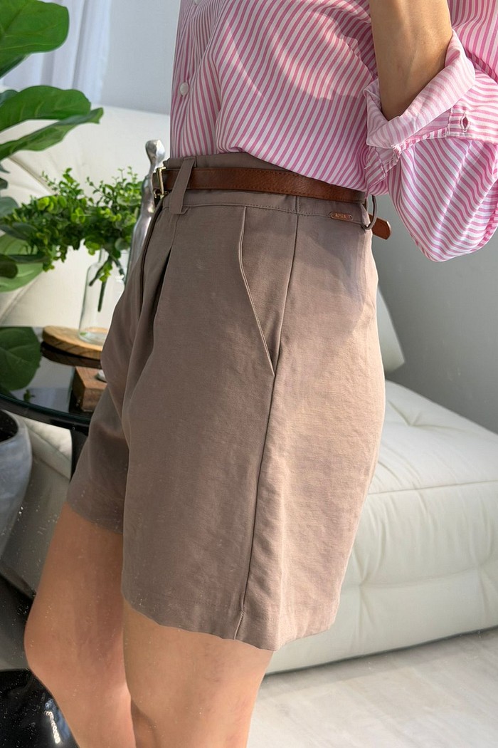 SHORT LÌVIA C/PREGAS