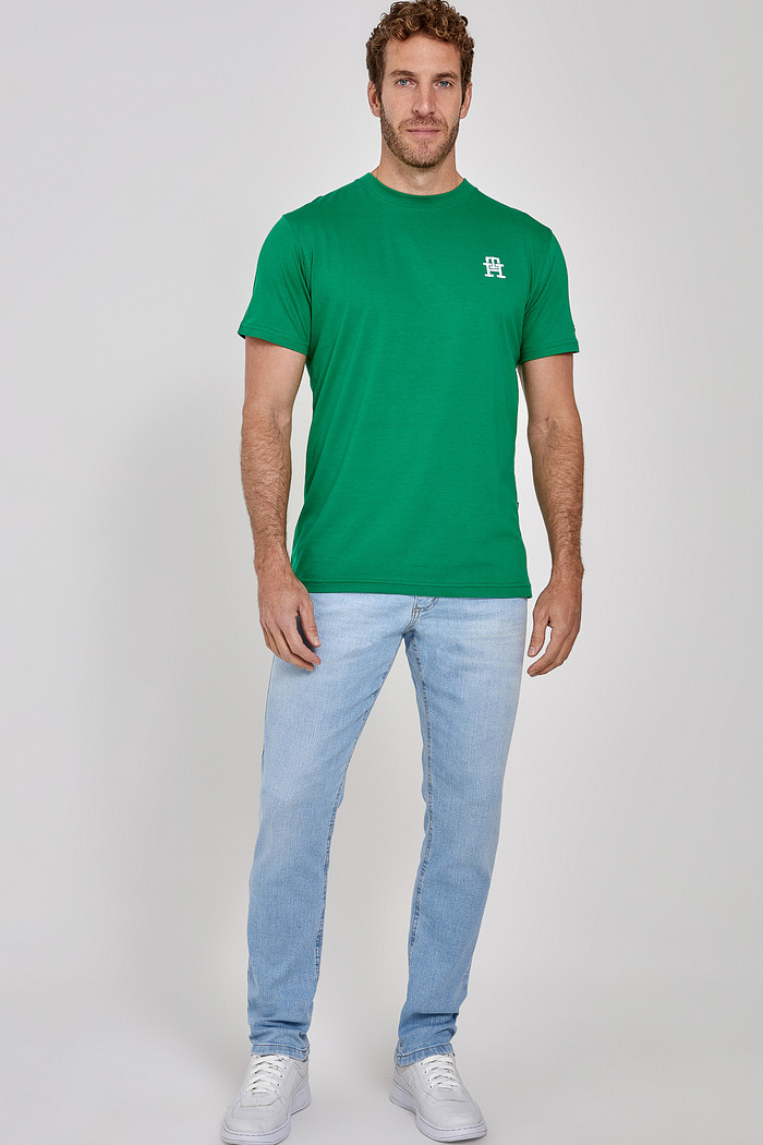 Camiseta Tommy Embroidery TH Logo Verde Lifestyle
