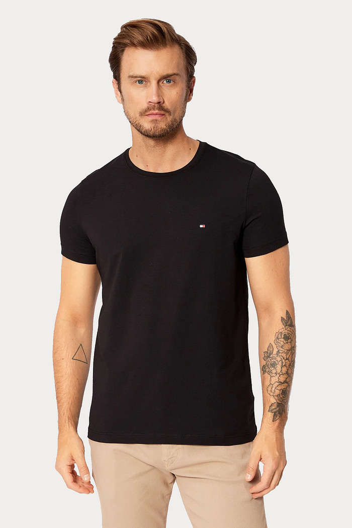 Camiseta Tommy Hilfiger Básica Preta