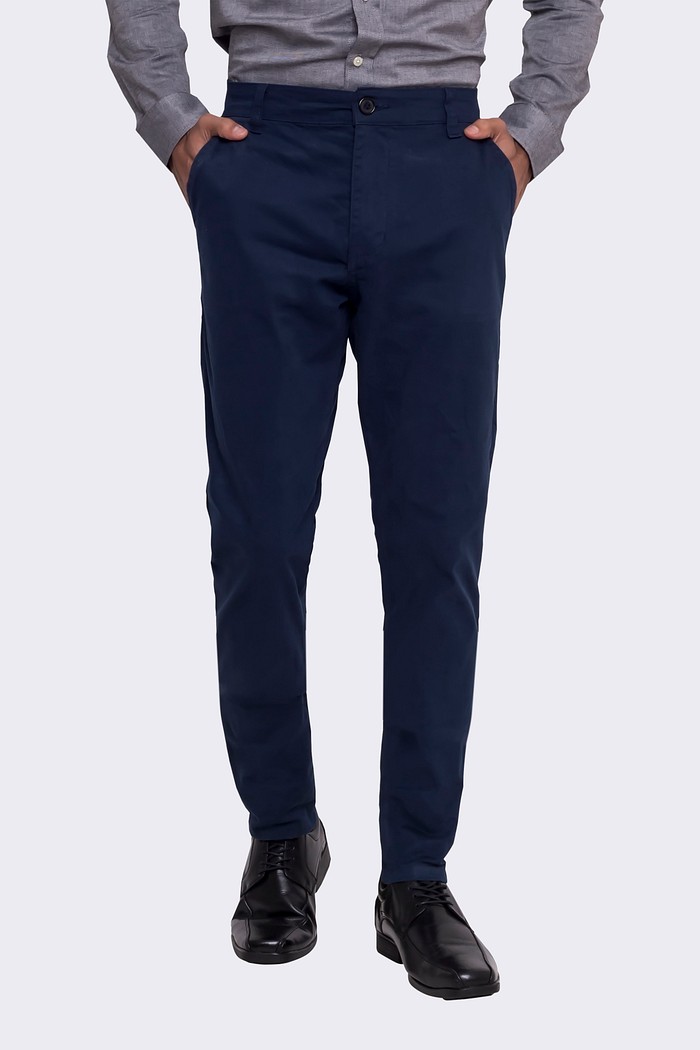 Calça Hugo Boss de Sarja Chino Stretch Slim Fit Azul Marinho