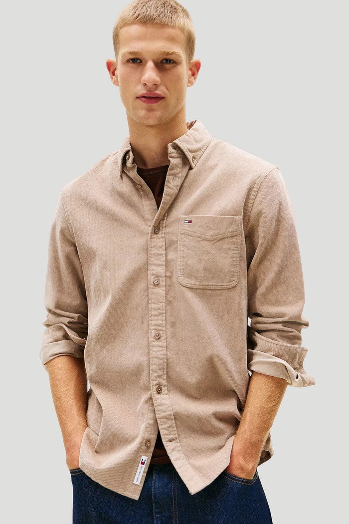 Camisa Tommy Jeans Masculina Regular Cotelê Baby Cord Shirt Bege