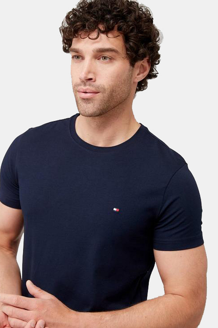 Camiseta Tommy Hilfiger Básica Azul Marinho