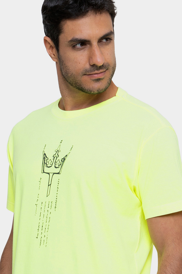 Camiseta Osklen Masculina Slim Stone Vintage Tridente Mythology Amarelo Neon