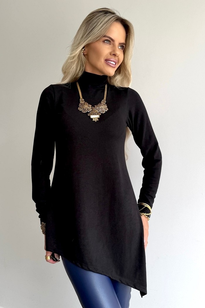 Blusa Assimétrica Lanzinha Preta