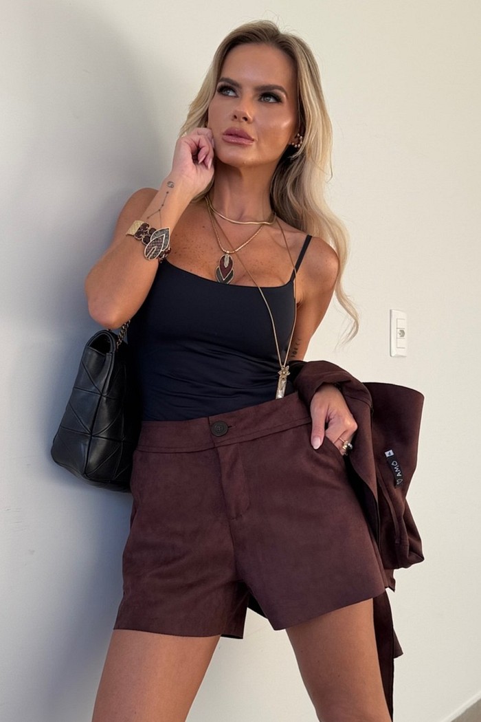 Shorts Suede Marrom