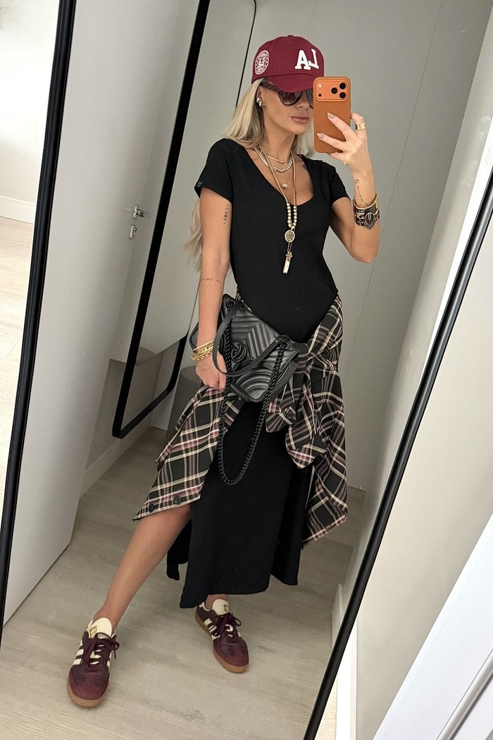 Vestido Midi V Preto