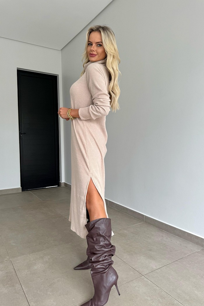 Vestido Midi Tricot Aveia