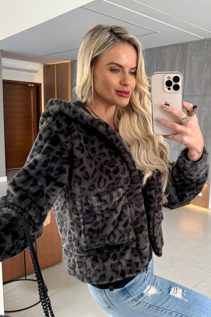 Casaco Pelo Animal Print Cinza