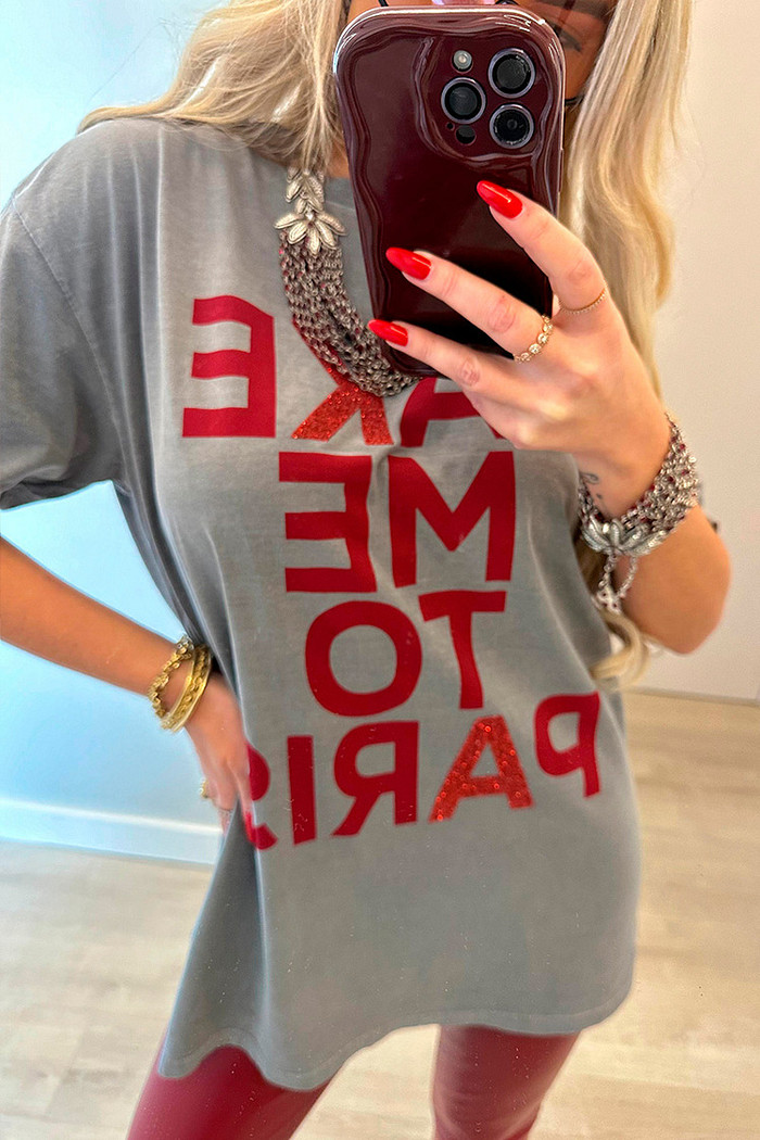 T-Shirt Alongada Take Me To Paris Cinza com estampa Vermelha