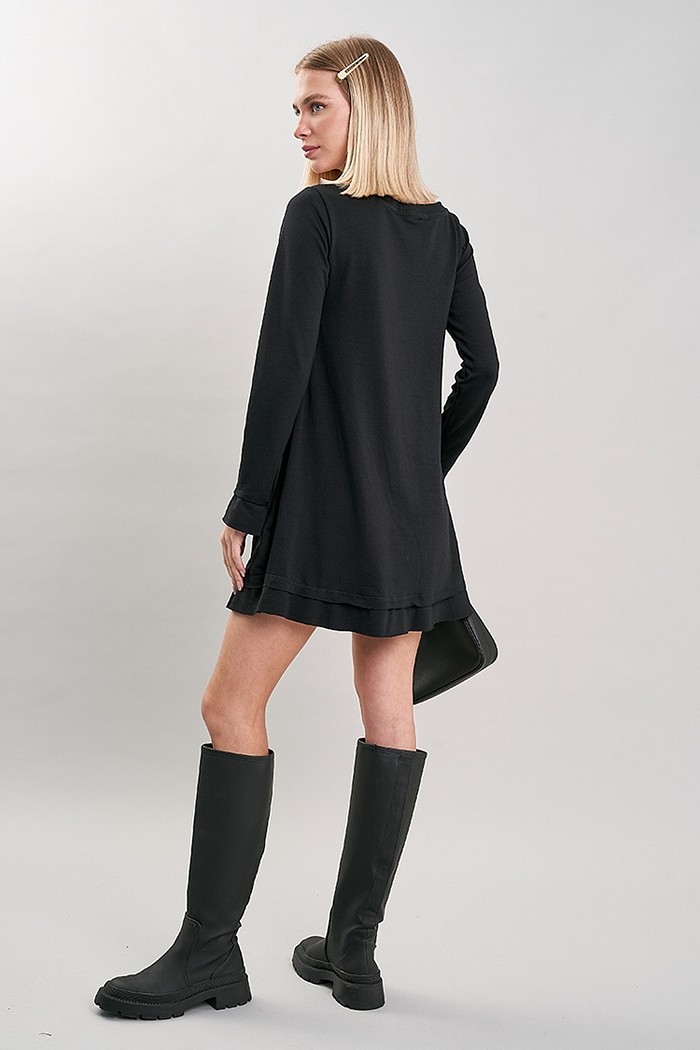 Vestido Moletinho Babado Manga Longa Preto