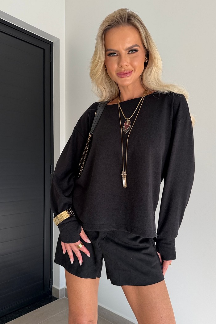 Blusa Ampla De Lanzinha Preta