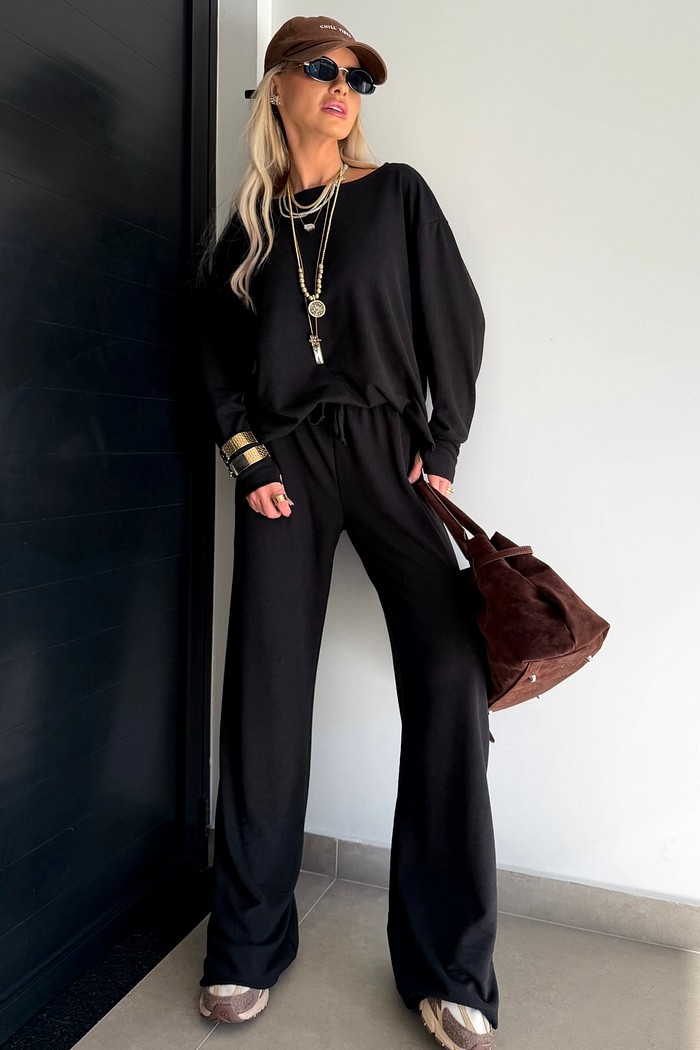 Calça Reta de Lanzinha Preta