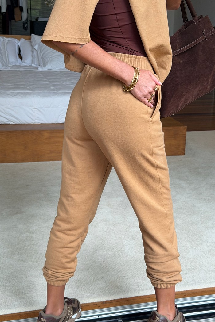 Calça de Moletom Jogger Camel