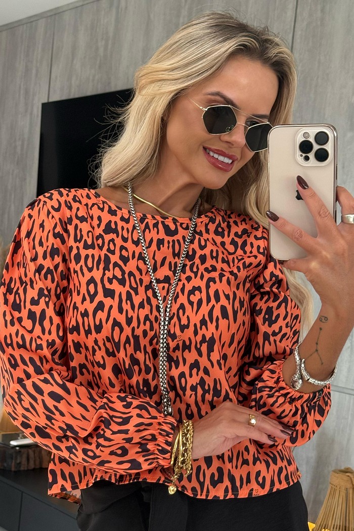 Blusa Lindsay Manga Longa Laranja