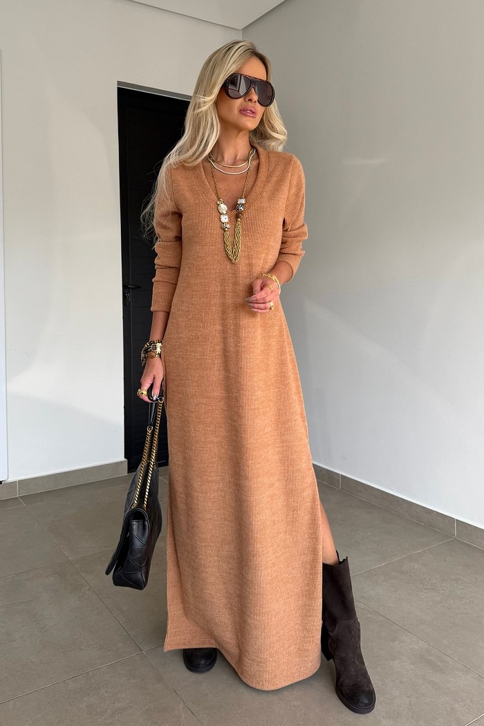 Vestido Gola V Longo Tricot Camel
