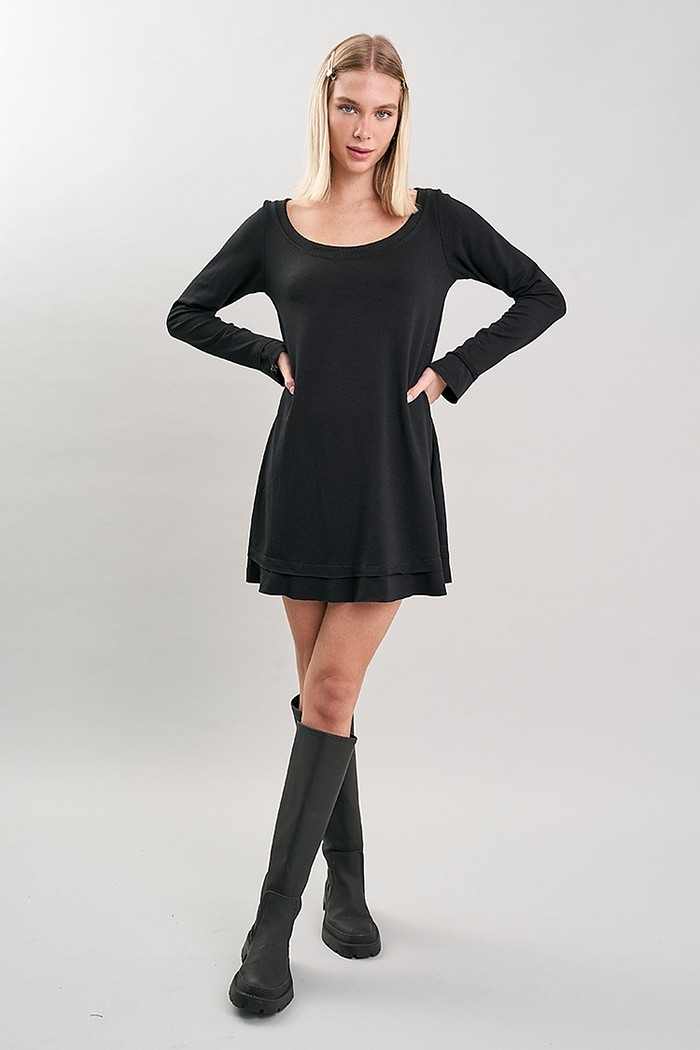 Vestido Moletinho Babado Manga Longa Preto