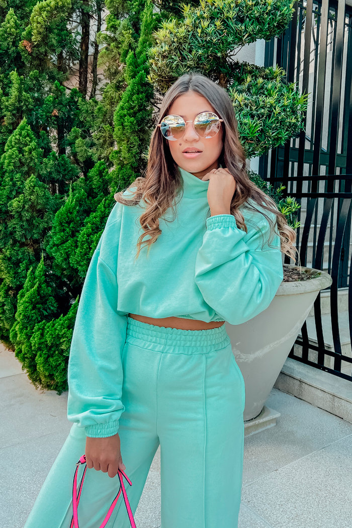 Casaco de Moletom Cropped Marina Verde Menta Luxo Urbano