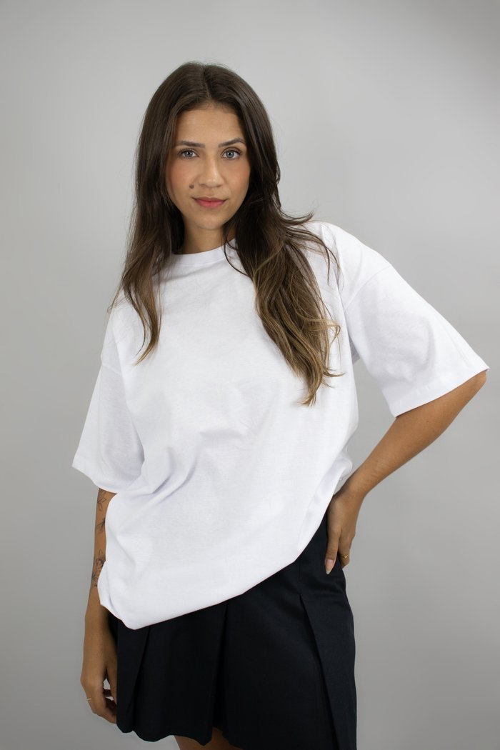 T-shirt Oversized Lisa Branca Luxo Urbano