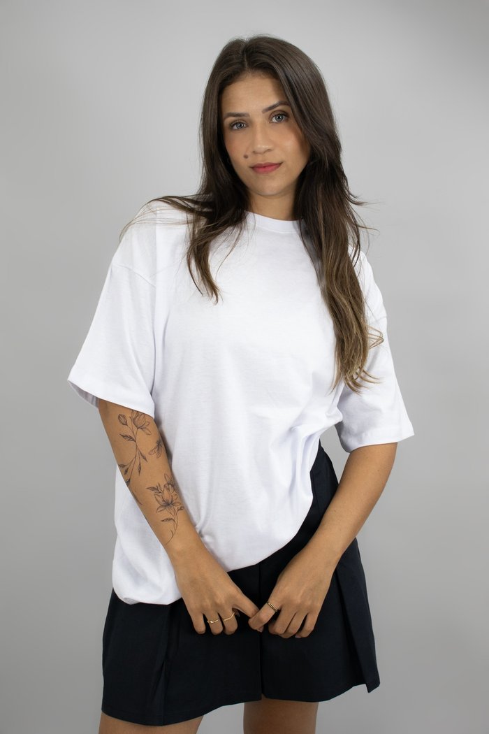 T-shirt Oversized Lisa Branca Luxo Urbano