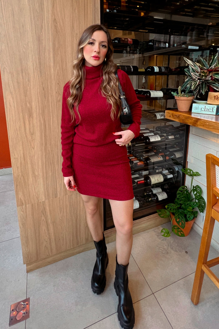 Saia Brenda em Tricot Canelado Vermelho Cherry Luxo Urbano