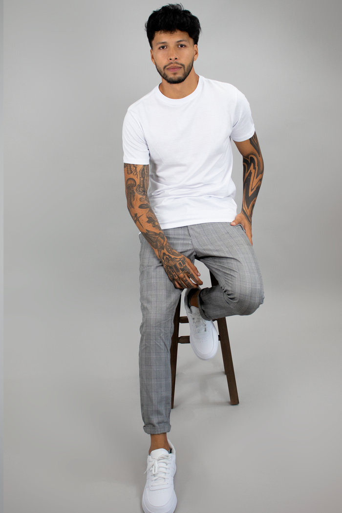 T-shirt Tradicional Masculina Branca Luxo Urbano