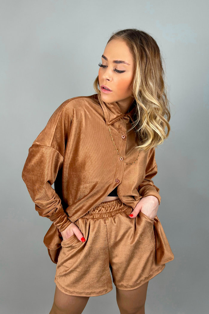 Shorts Lise Marrom Luxo Urbano