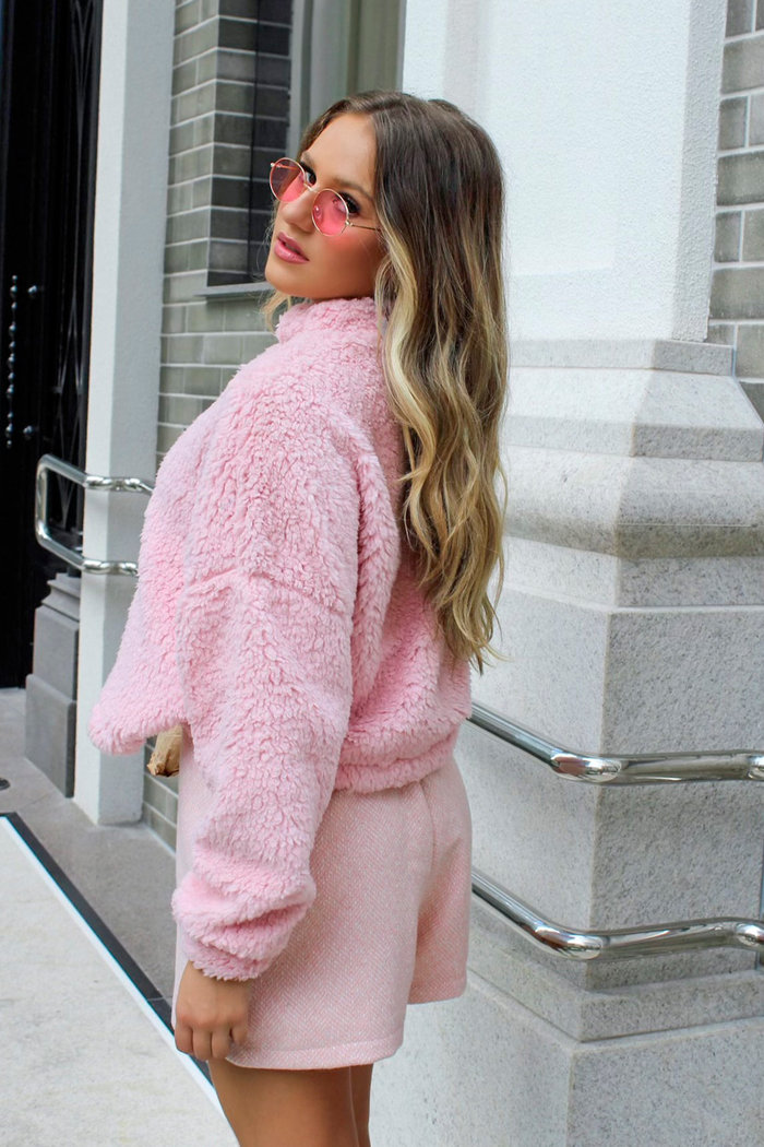 Casaco Teddy Luxo Urbano Cropped Rosa