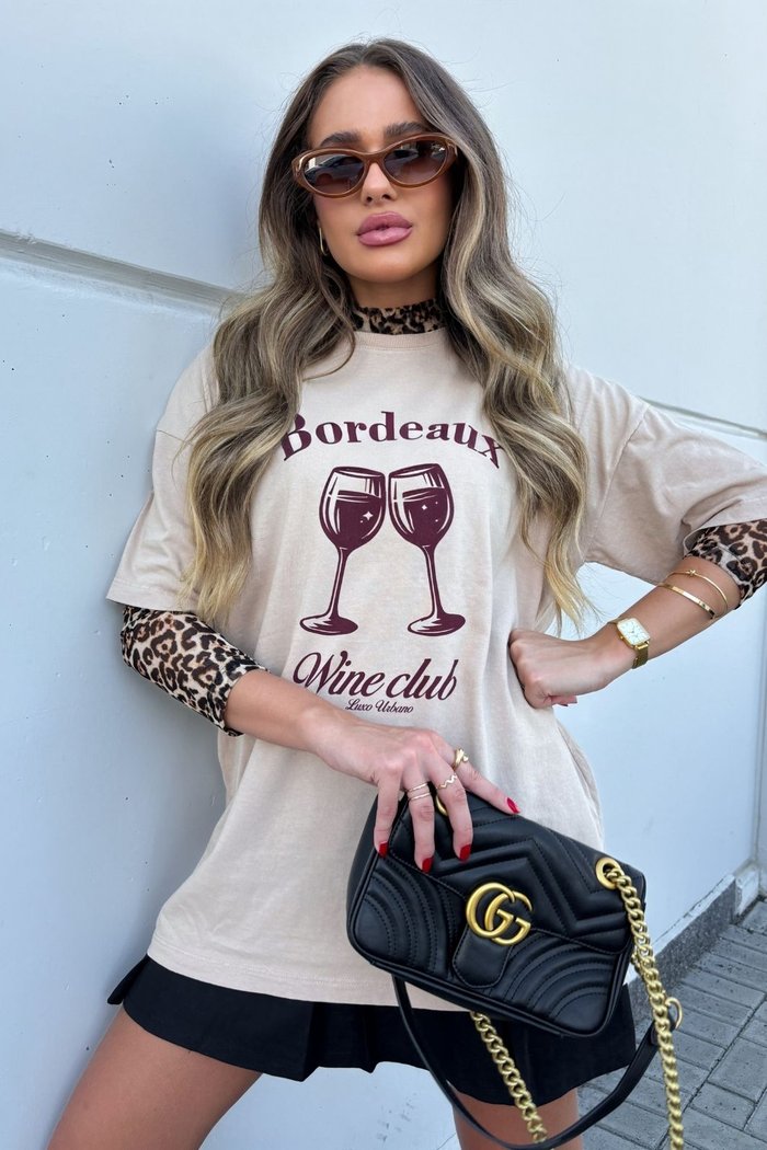 T-shirt Oversized Wine Club Luxo Urbano