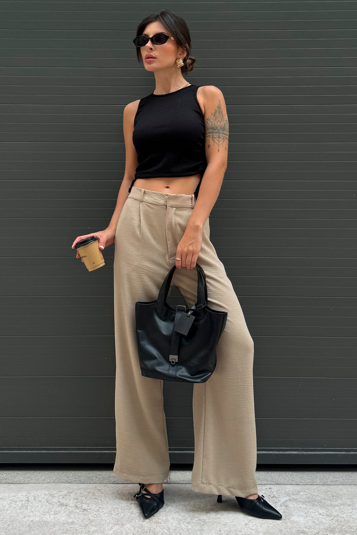 Regata com Amarração Lateral Preto Luxo Urbano