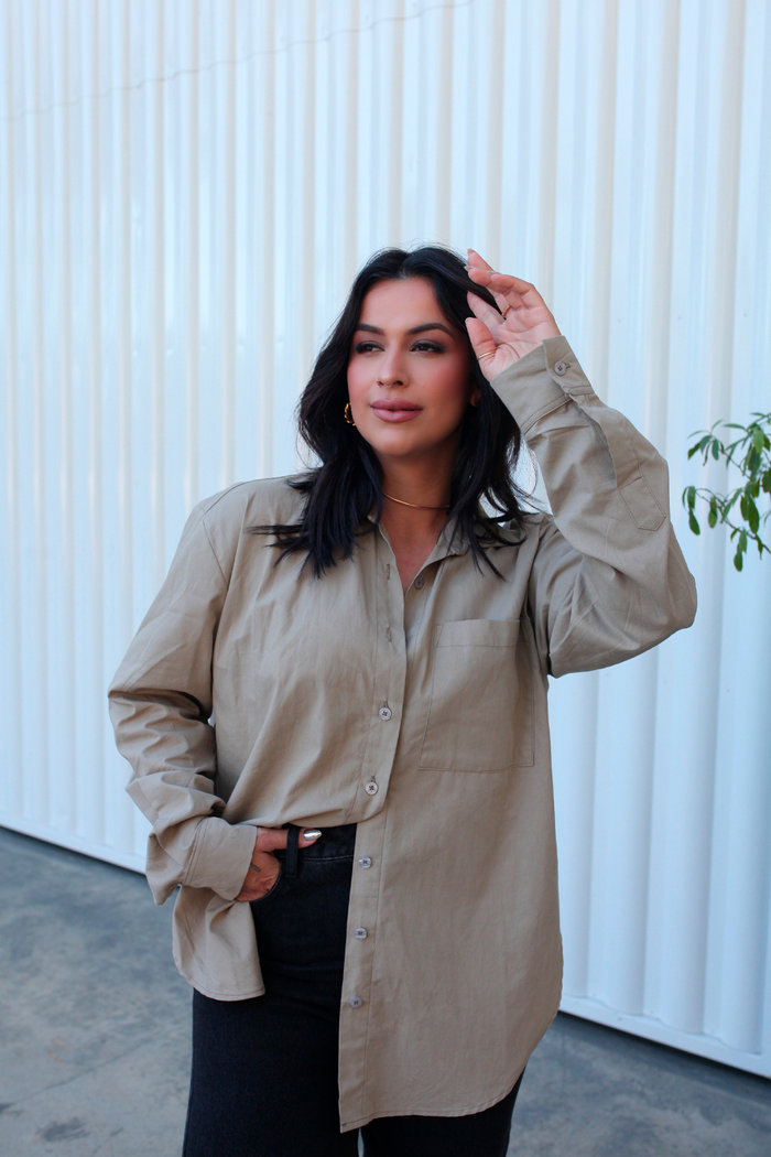 Camisa Nude Maitê em Tricoline Luxo Urbano