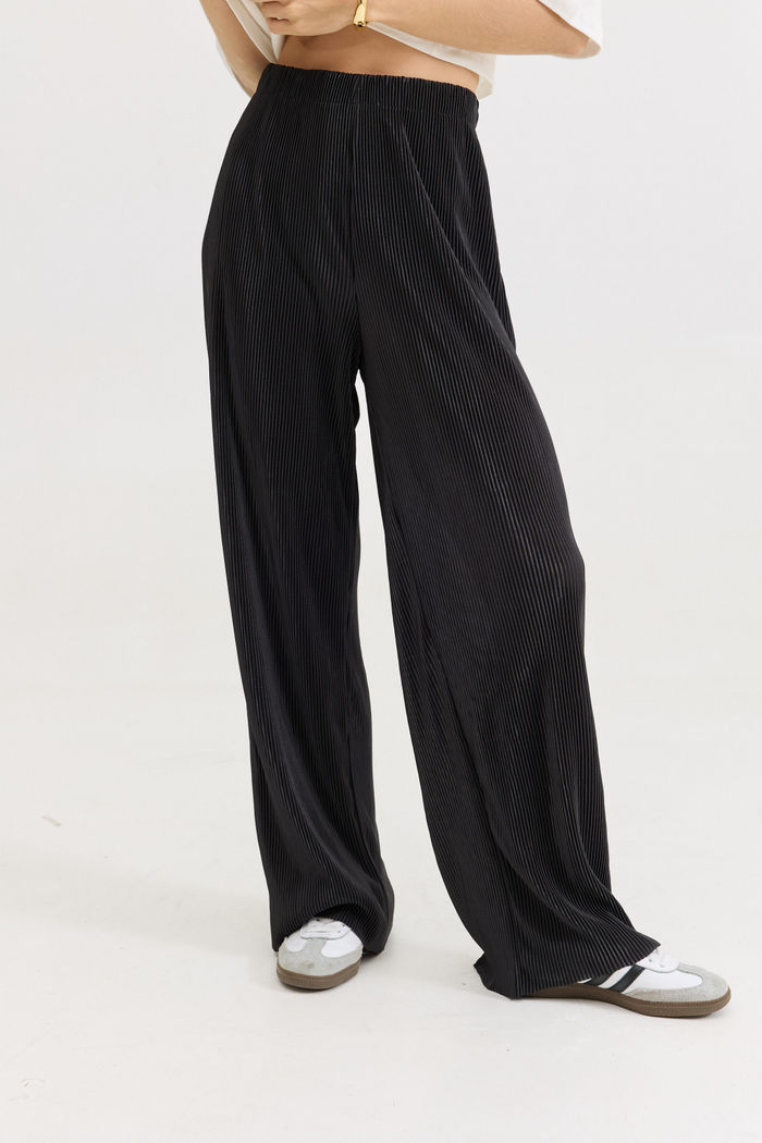 CALÇA PANTALONA PLISSADA CLAIRE PRETA