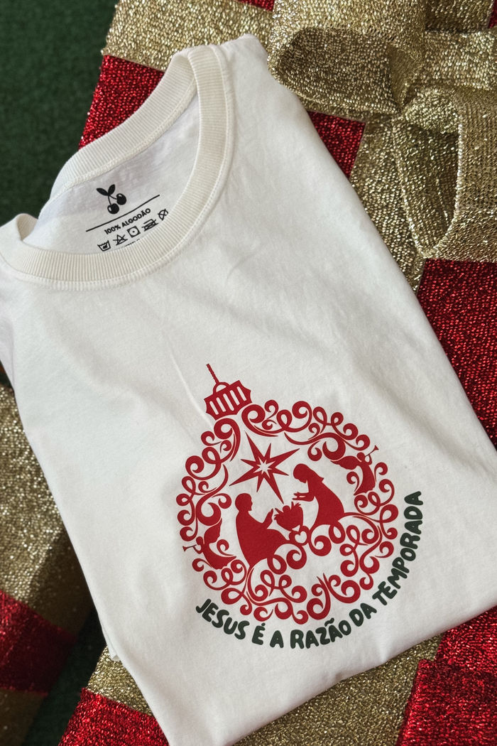 Tshirt Premium - Jesus é a razão DTF - Off White