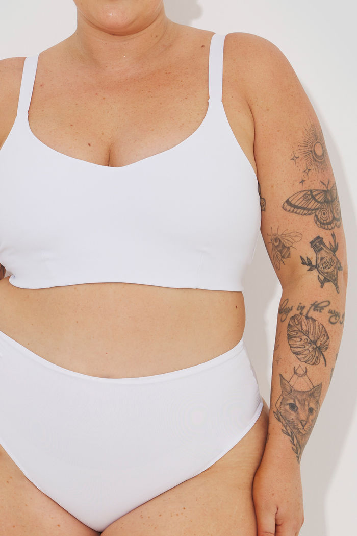 Sutiã Sem Bojo Soft Touch Plus Size Branco