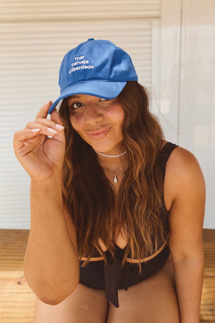 Boné Bordado Liberdade