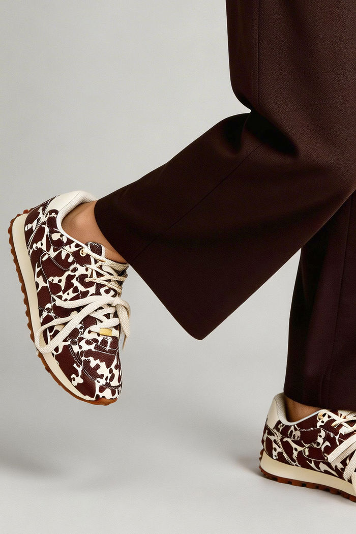 Tênis Super Estiloso em Vaca Marrom