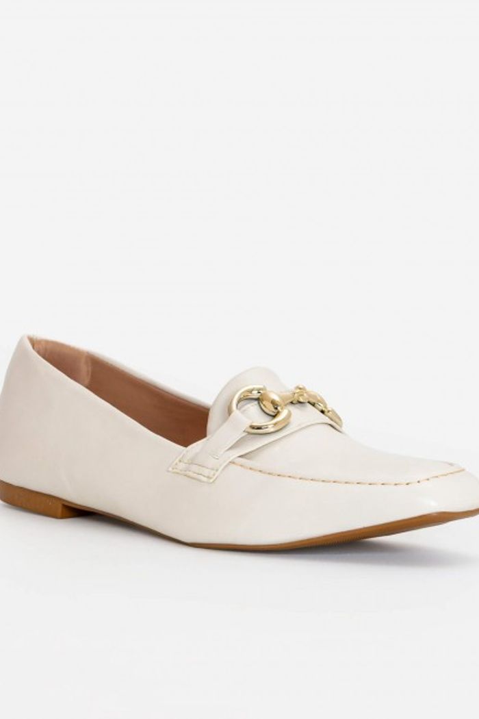 Mocassim com enfeite bico quadrado Off White