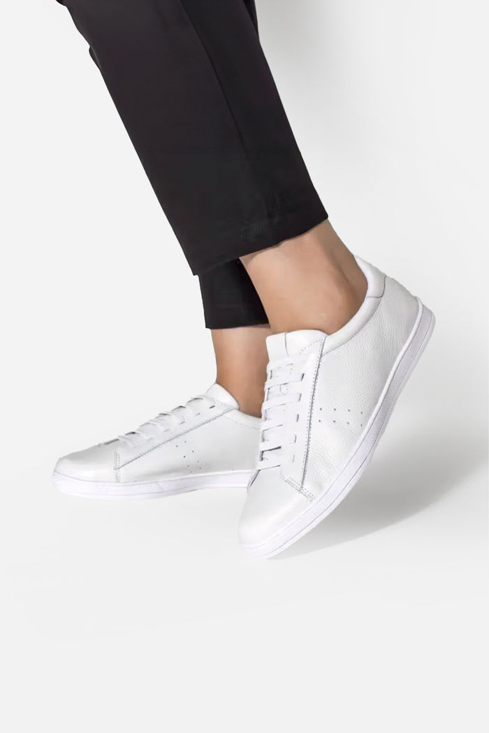 Tênis eXXXtouro em Couro Branco