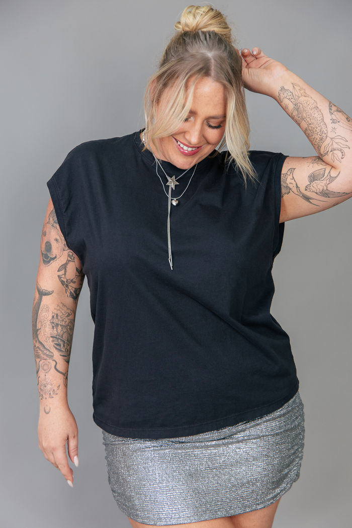 REGATA MACHÃO BÁSICA PRETA