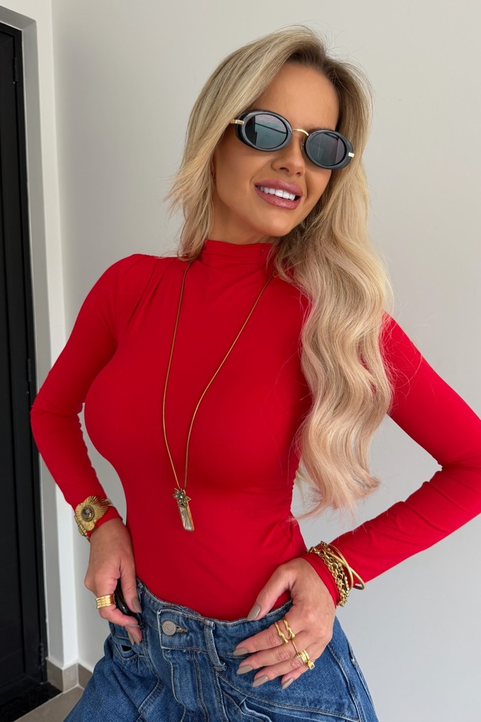 Blusa Manga Longa Drapeado No Ombro Vermelho