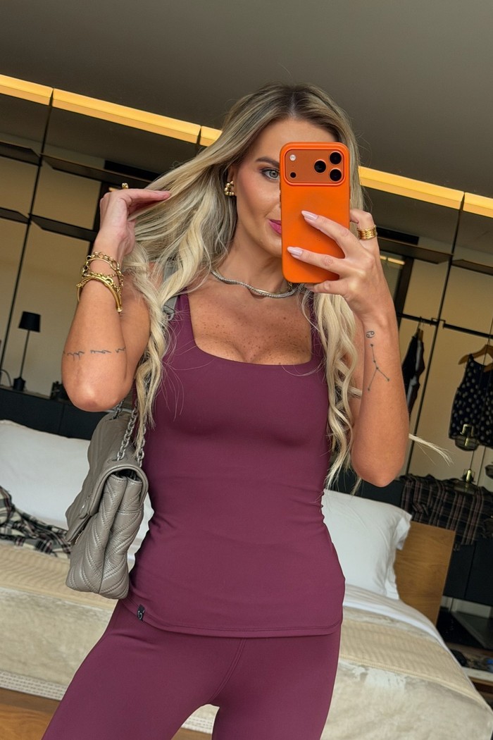 Blusa Decote Quadrado Lifestyle Bordô