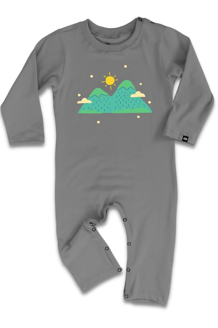 Macacão Bebê Longo Manga Longa Cinza Aventura na Montanha