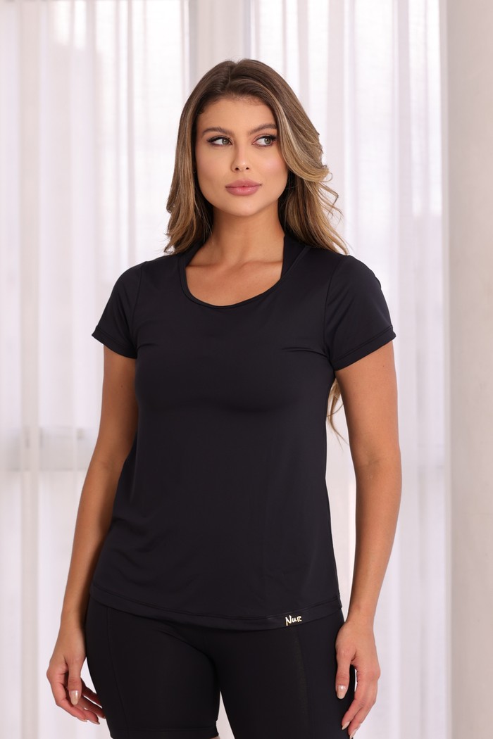 BLUSA DRY FIT - PRETA