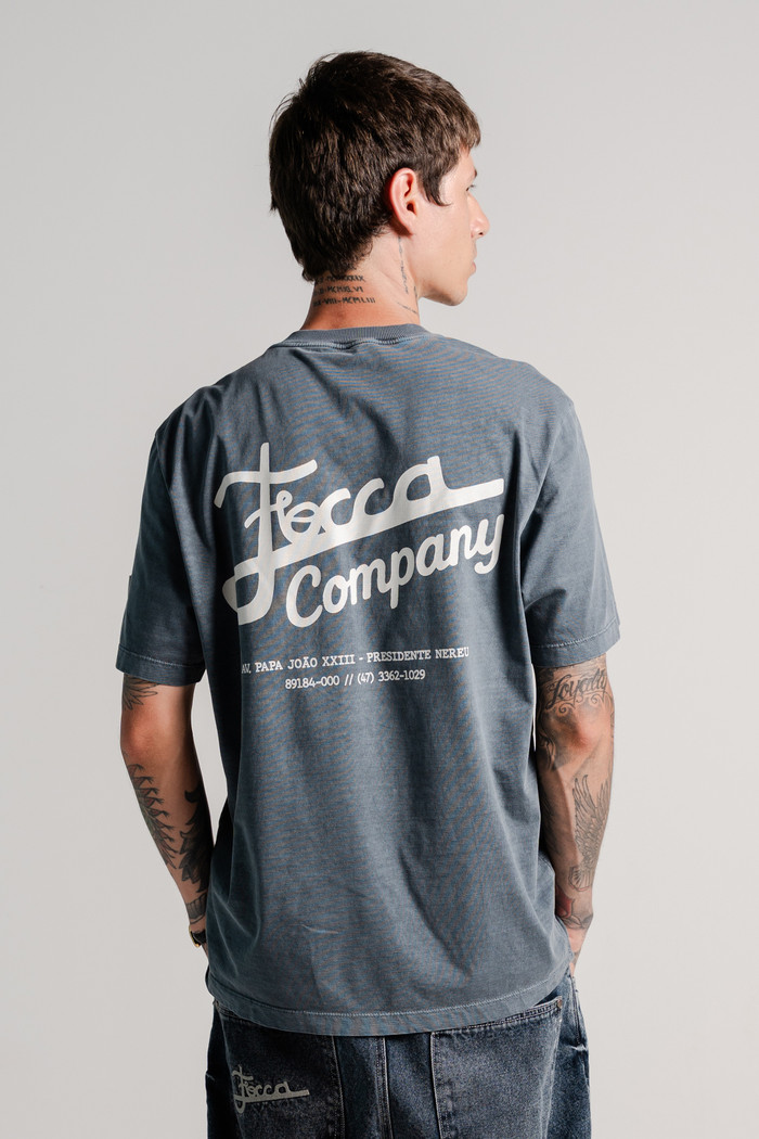 CAMISETA REGULAR ESTONADA FOCCA COMPANY | CINZA