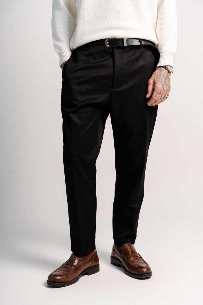 CALÇA RETA ALFAIATARIA PRETA